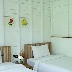 https://khaolak-youth-club.khao-lakhotels.com