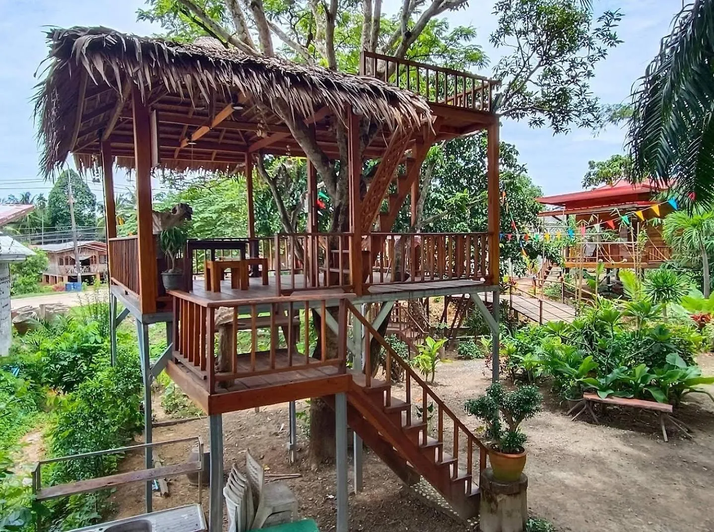 Oda ve Kahvaltı Rommai Forest Bungalows Ko Lanta