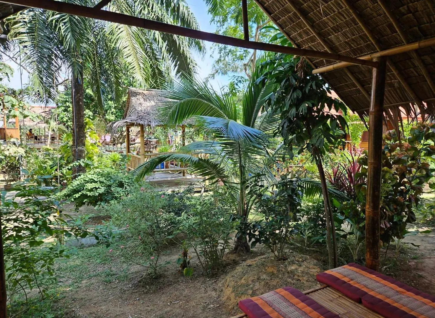Rommai Forest Bungalows Ko Lanta Tayland