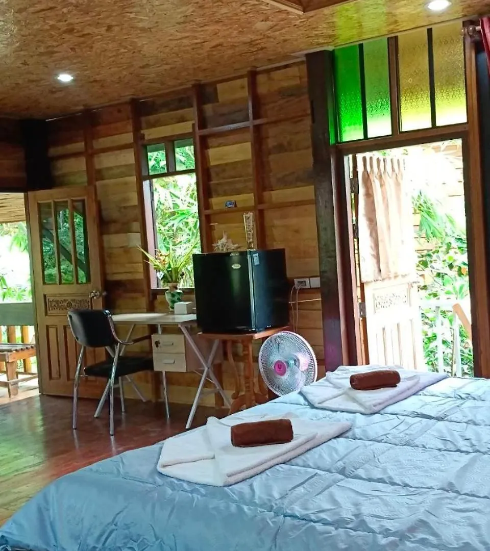 Oda ve Kahvaltı Rommai Forest Bungalows Ko Lanta Tayland